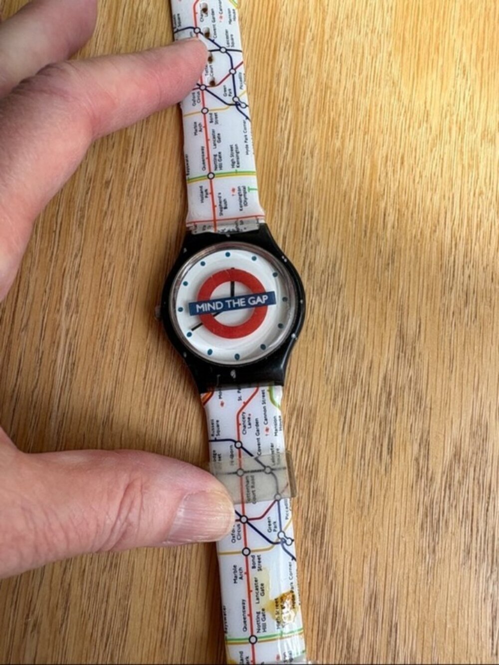Yarto Novelty "Mind The Gap"/London Tube Map Watch